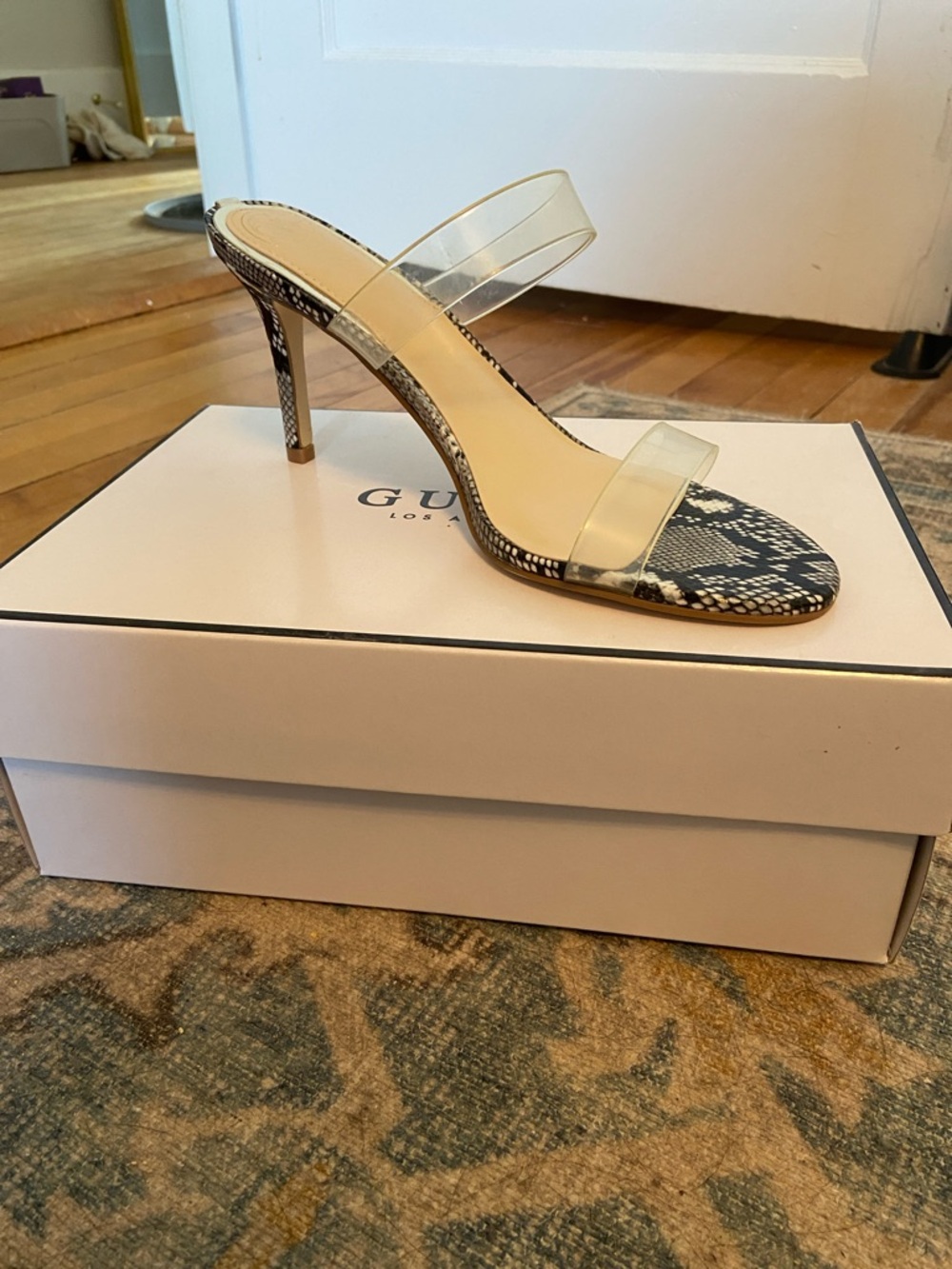 GUESS heels size 8